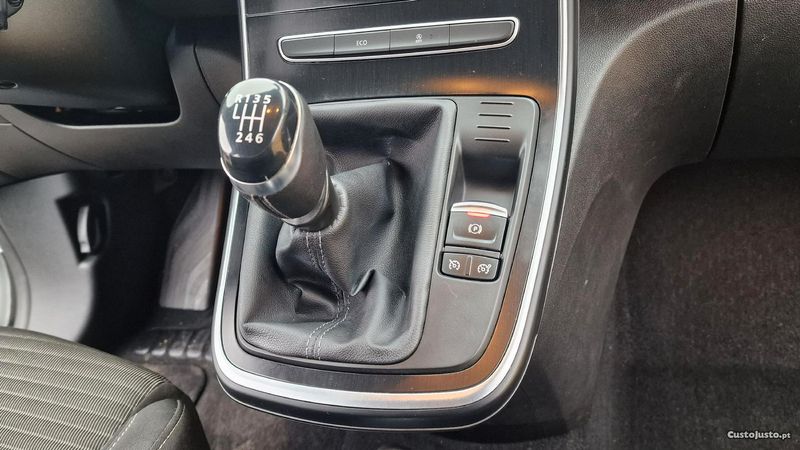 Renault Grand Scenic • 2019 • 117,000 km 8