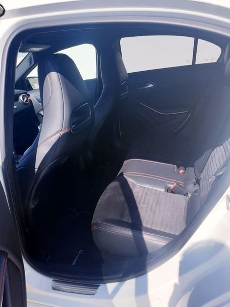 Mercedes-Benz A • 2013 • 140,000 km 6