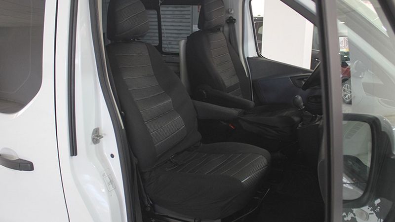 Opel Vivaro • 2019 • 49,417 km 5