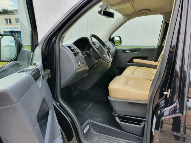 Volkswagen T5 Caravelle • 2013 • 131,000 km 8
