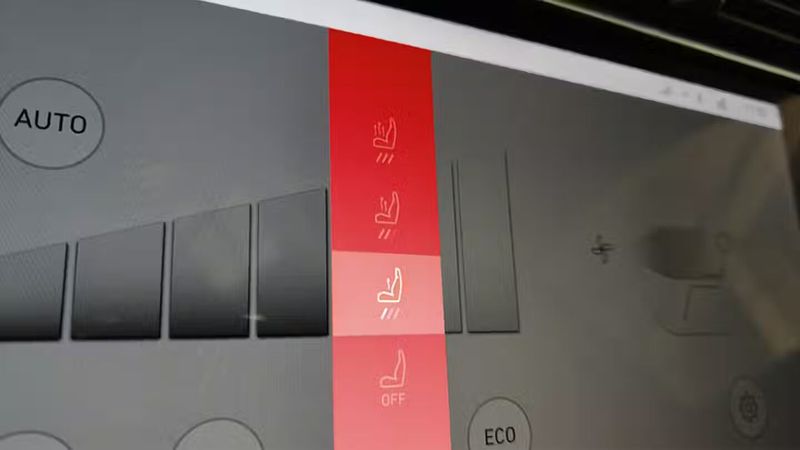 Kia Niro • 2023 • 56,234 km 12