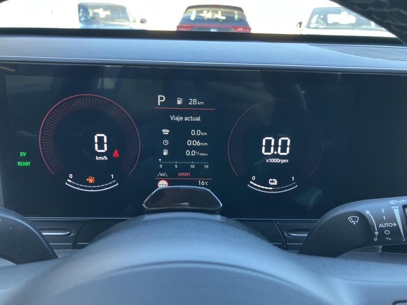 Hyundai Kona • 2023 • 9,281 km 15