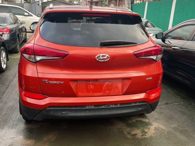 Hyundai Tucson • 2017 • 2 km 2