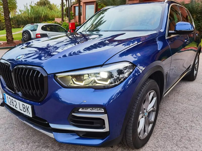 BMW X5 • 2019 • 38,000 km 9