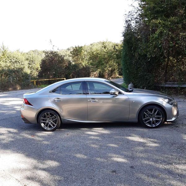 Lexus IS • 2014 • 162,000 km 1