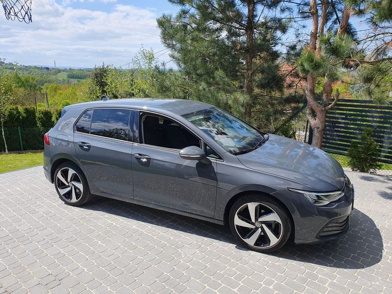 Volkswagen Golf • 2020 • 38,000 km 3