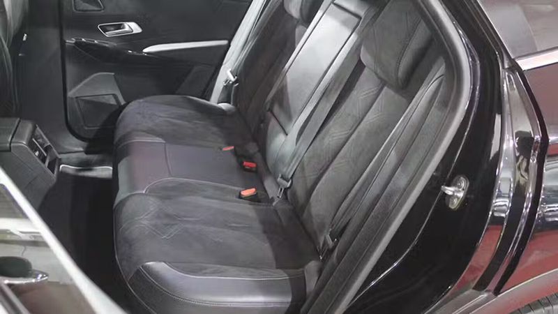 Citroën DS5 • 2019 • 72,980 km 19