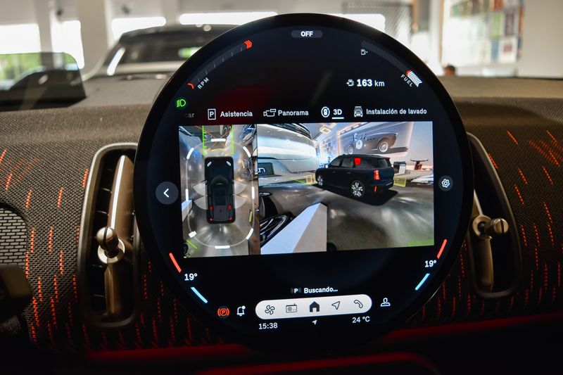 MINI Countryman • 2024 • 4,050 km 15