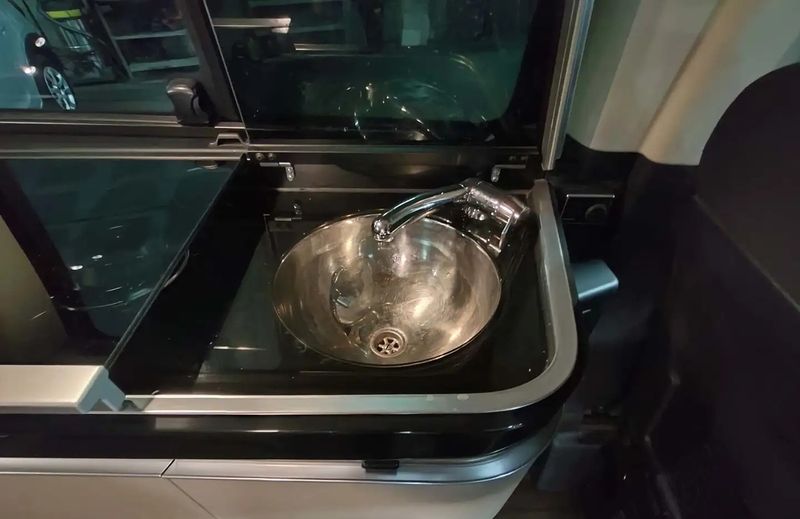 Mercedes-Benz 200 D • 2019 • 111,676 km 7