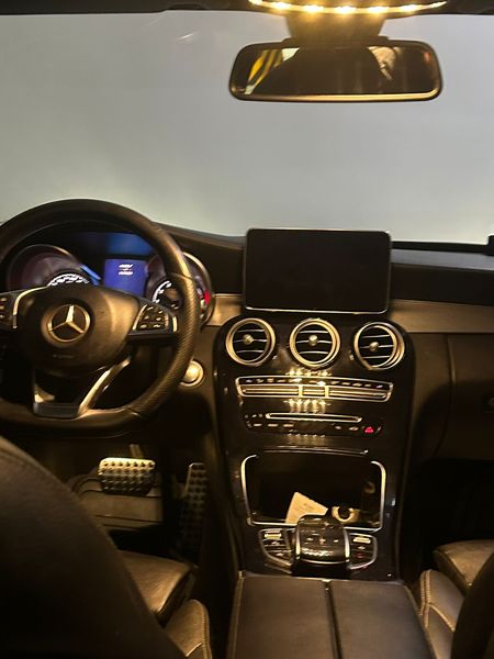 Mercedes-Benz 200 - 300 • 2016 • 119,000 km 6