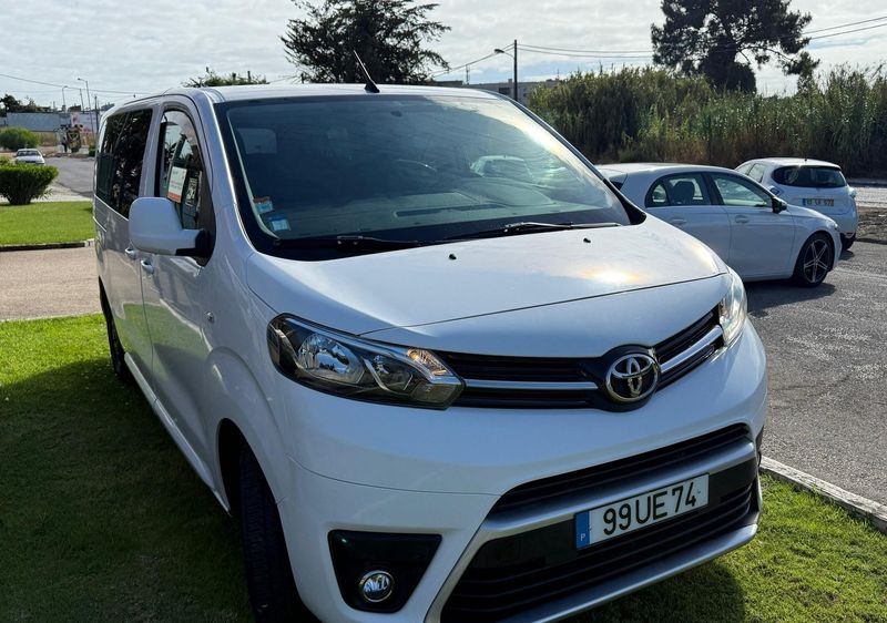 Toyota Previa • 2018 • 100,000 km 2