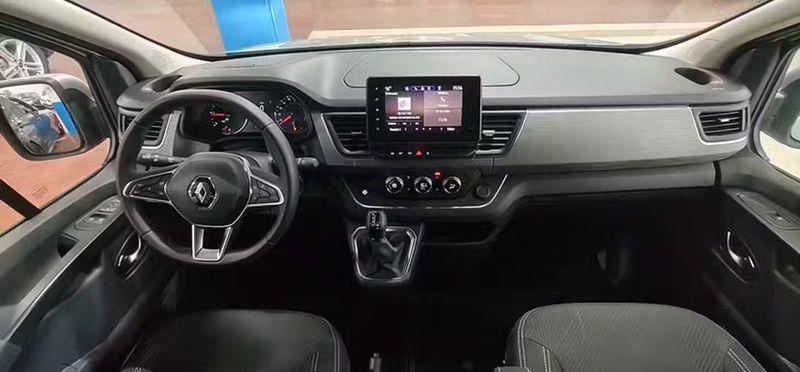 Renault Thalia • 2023 • 37,000 km 2