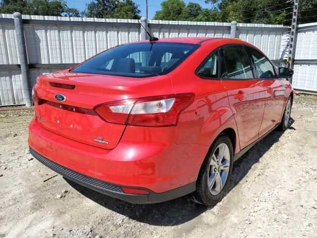 Ford Focus • 2014 • 10,000 mi 4