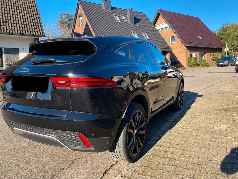 Jaguar E-PACE • 2019 • 65,000 km 7