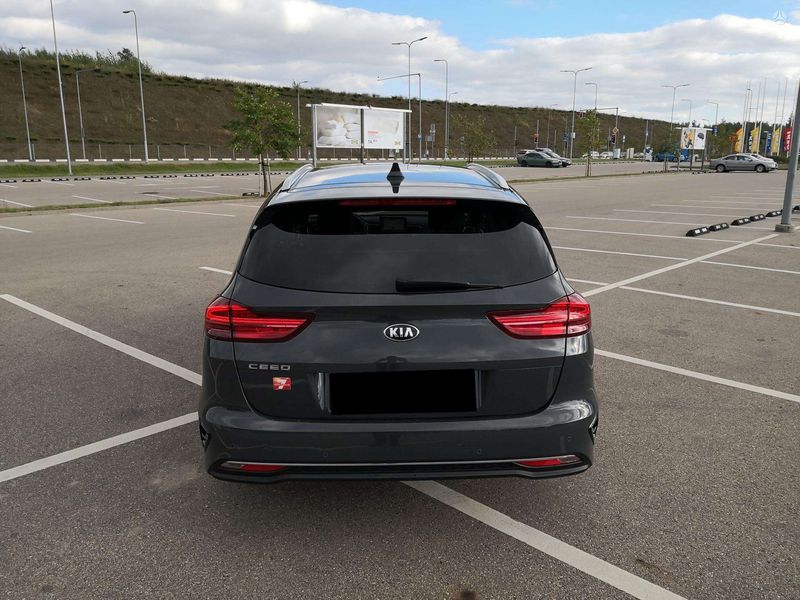 Kia Cee`d • 2019 • 129,000 km 9