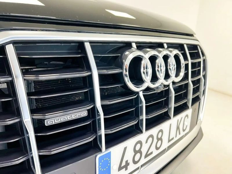 Audi Q7 • 2020 • 59,800 km 14