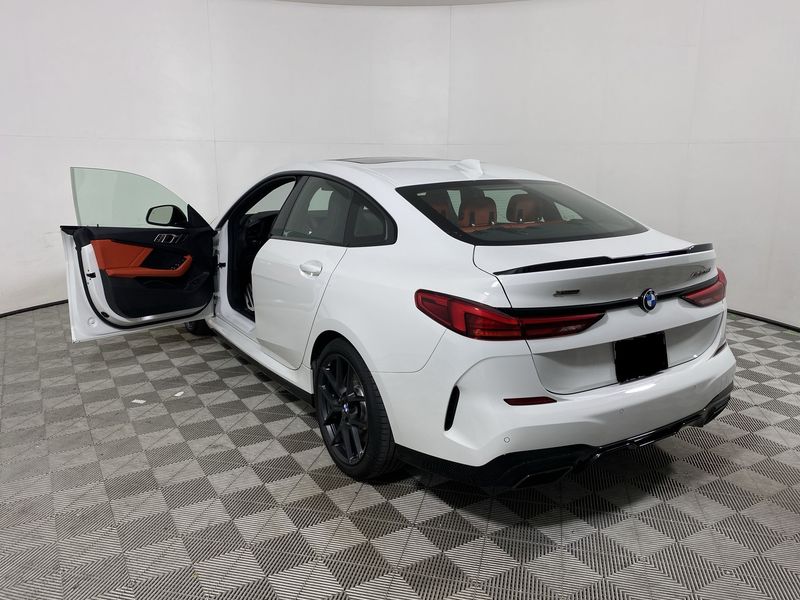BMW 2 Series • 2020 • 8,847 km 3