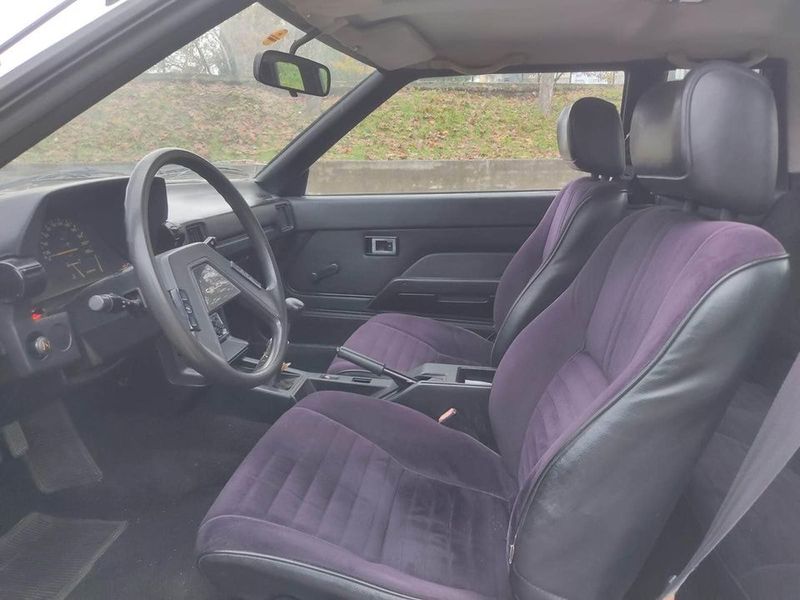 Toyota Celica • 1982 • 107,000 km 5
