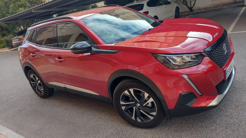 Peugeot 2008 • 2022 • 20,600 km 6