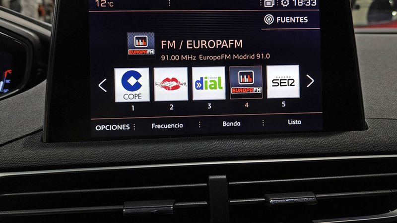 Peugeot 3008 • 2017 • 87,025 km 47