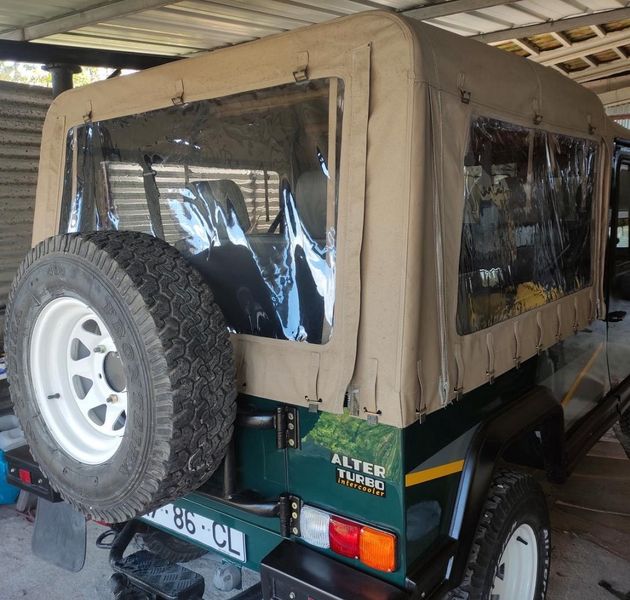 Sinotruk Hohan Chasis 6x4 • 1993 • 180,000 km 2