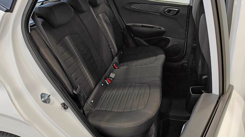 Hyundai i10 • 2023 • 25,432 km 11