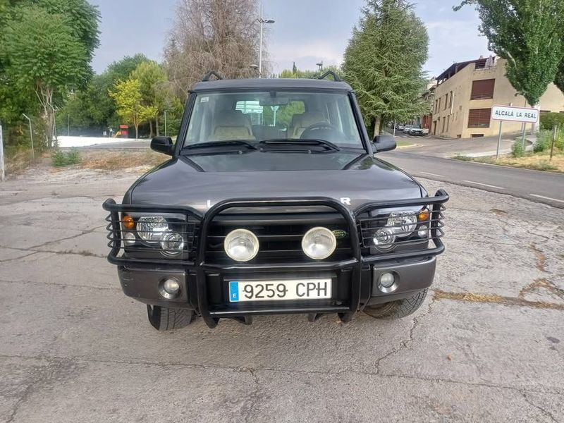 Land Rover Discovery • 2003 • 249,000 km 1