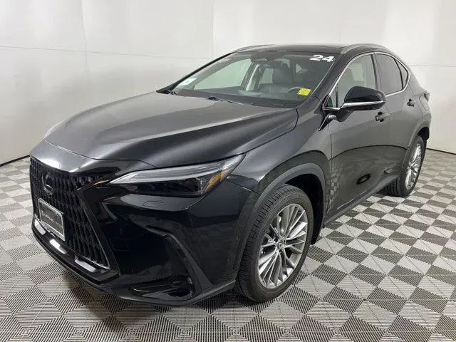 Lexus NX • 2024 • 9,045 km 2
