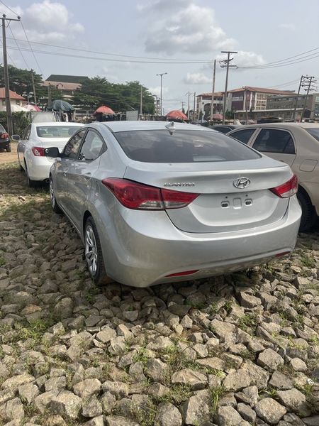 Hyundai Coupé • 2022 • 30,000 km 3