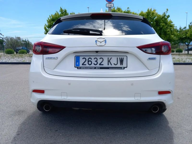 Mazda 3 • 2018 • 60,000 km 4