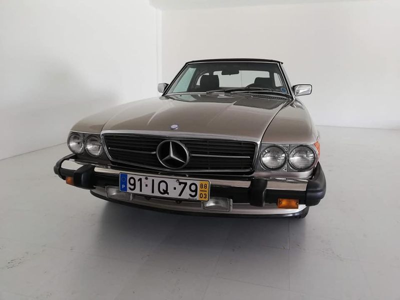 Mercedes-Benz SL • 2009 • 58,000 km 2
