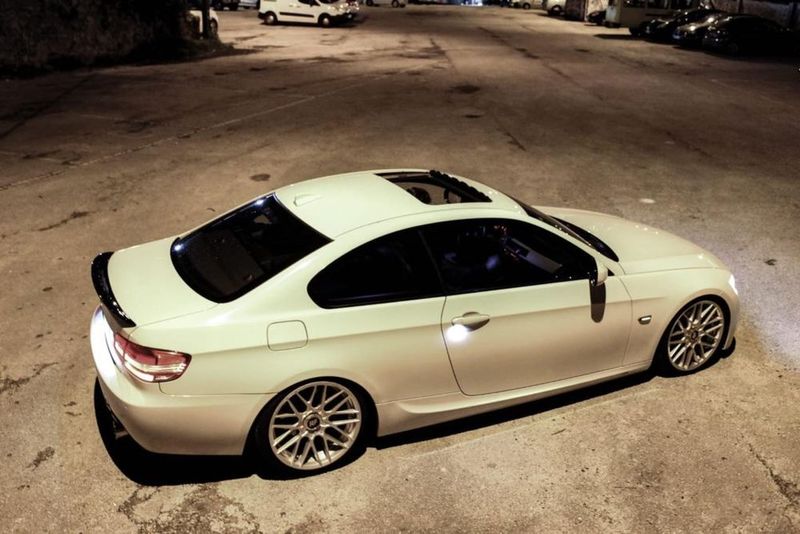 BMW 328i • 2010 • 179,000 km 2