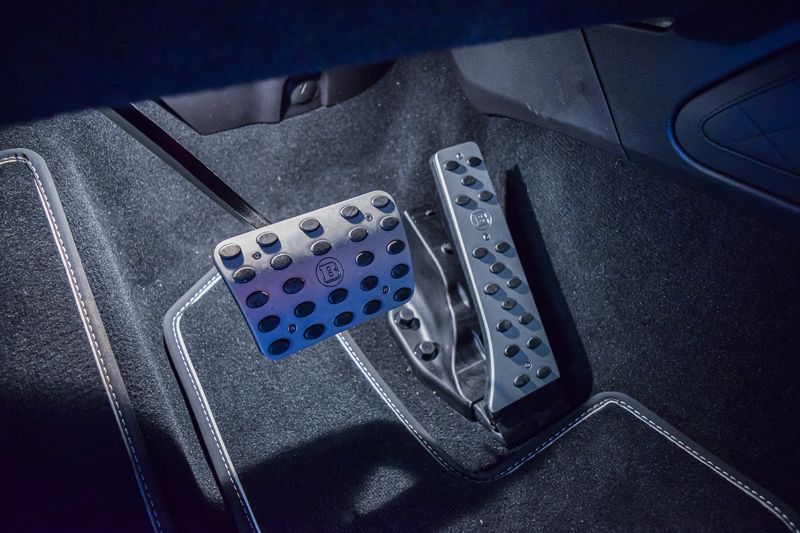 Mercedes-Benz G-Class • 2024 • 10 km 13