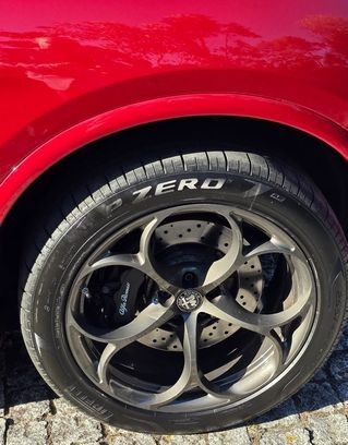 Alfa Romeo Stelvio • 2020 • 22,000 km 7