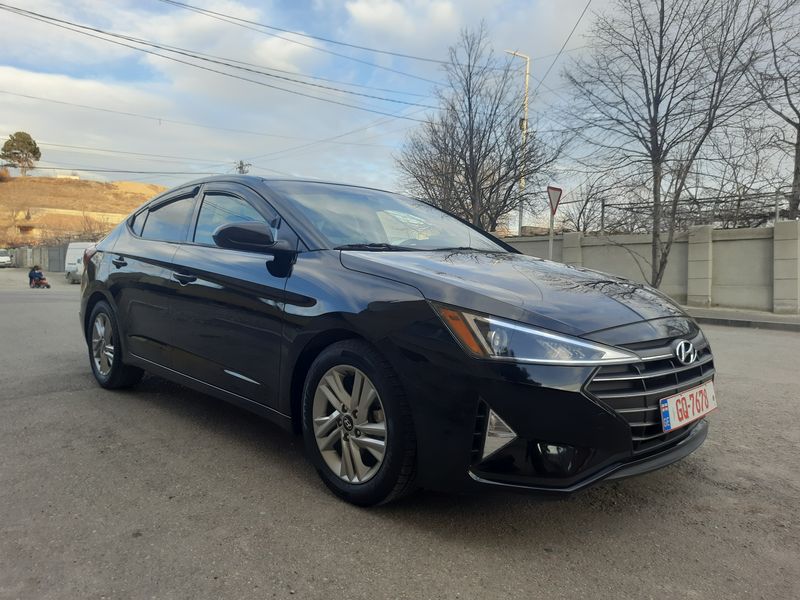Hyundai Elantra • 2018 • 55,000 mi 9