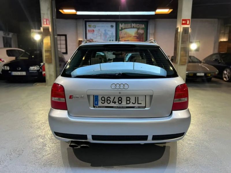 Audi RS 4 • 2001 • 78,000 km 5