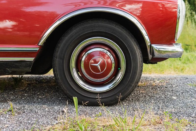 Mercedes-Benz SL • 1967 • 59,200 km 3