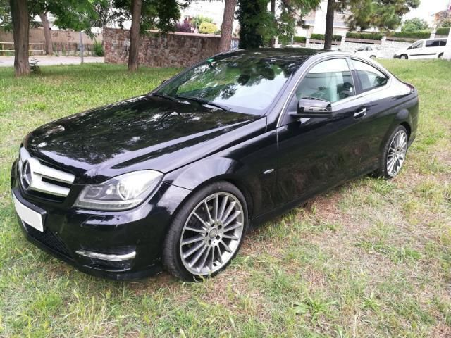Mercedes-Benz C Sportcoupé • 2012 • 157,000 km 3