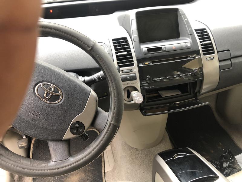 Toyota Prius • 2007 • 164,000 km 5