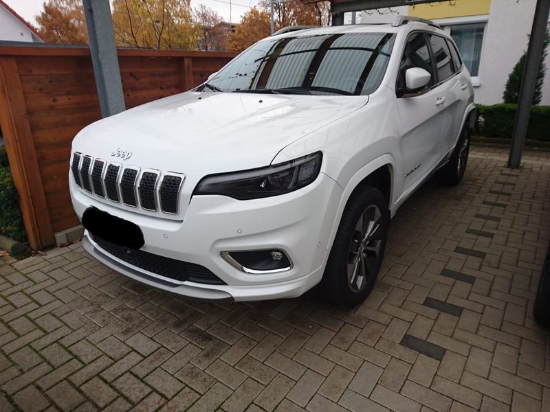 Jeep Cherokee • 2019 • 50,000 km 1
