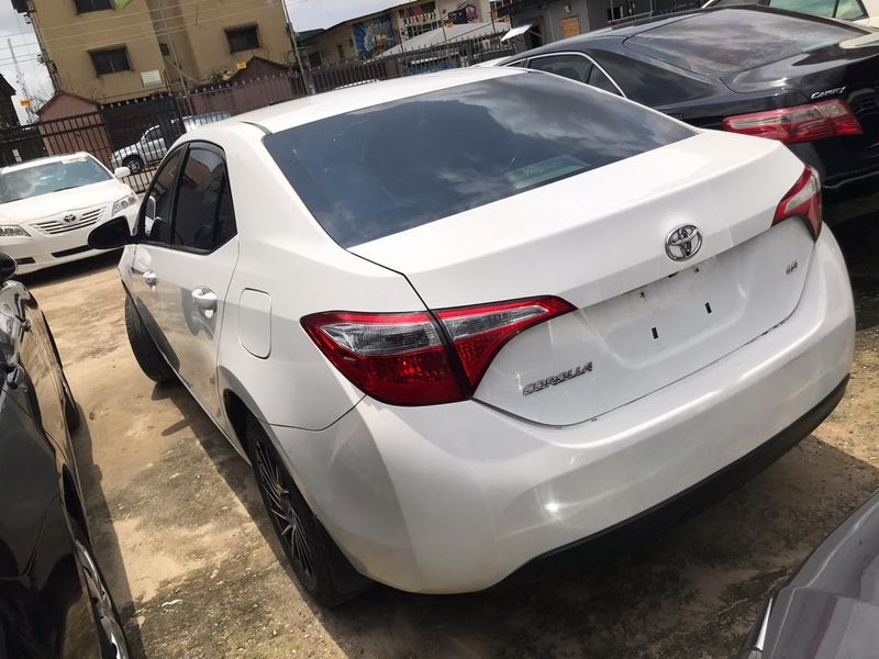 Toyota Corolla • 2015 • 32 km 2