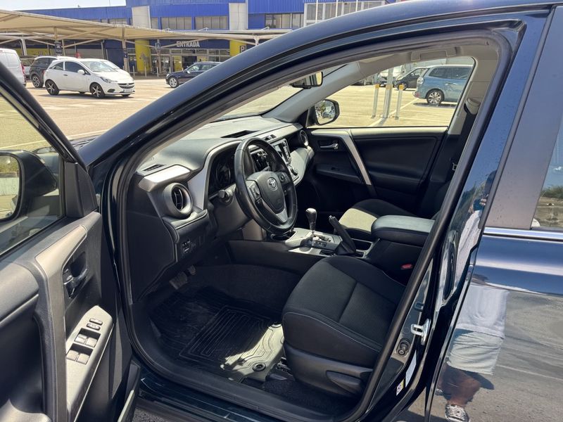 Toyota RAV4 • 2018 • 129,000 km 4