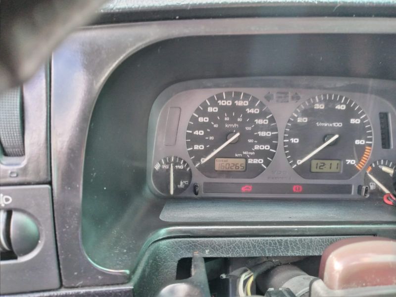 Volkswagen Vento • 1996 • 165,000 km 7