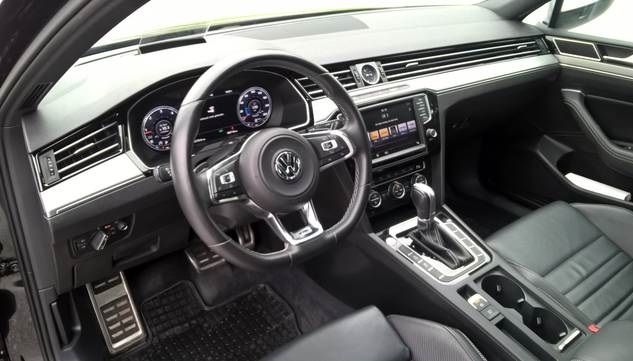 Volkswagen Passat • 2016 • 112,000 km 8