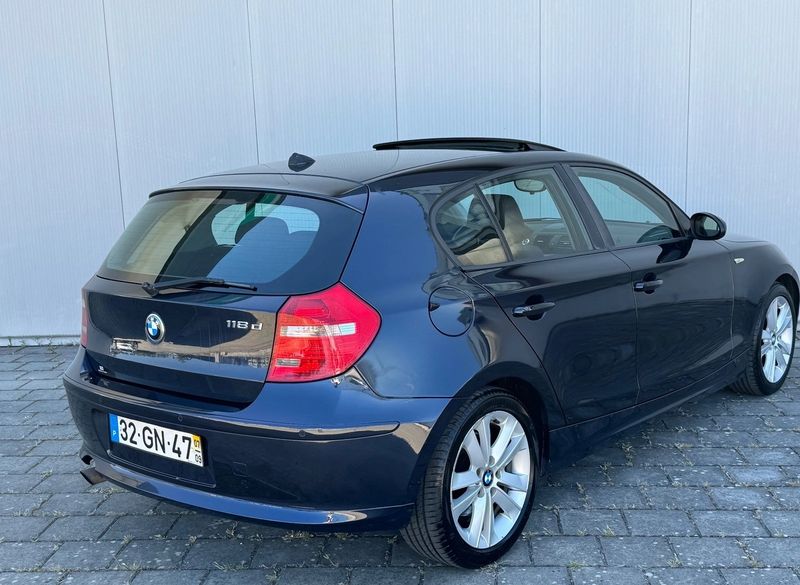 BMW 1 Series • 2007 • 349,000 km 4