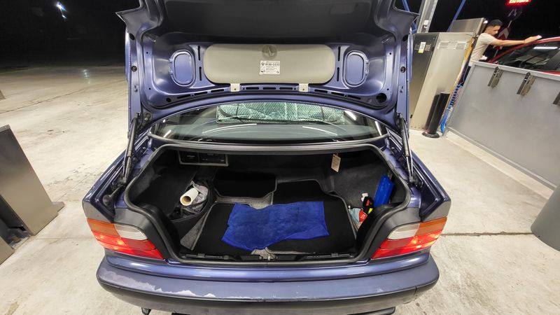 BMW 3 Series • 1994 • 300,200 km 5