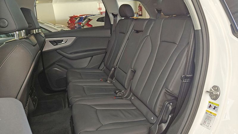 Audi Q7 • 2021 • 9,800 km 5