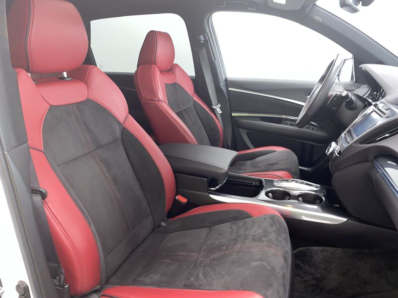 Acura MDX • 2019 • 21,271 km 10