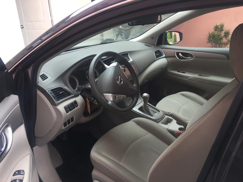 Nissan Sentra • 2015 • 80,000 km 6