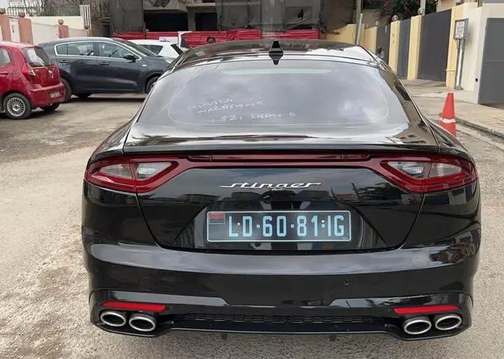 Kia Stinger • 2022 • 27,000 km 2